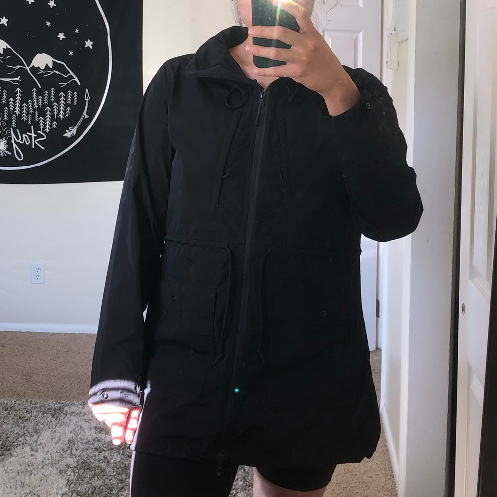 Long zip soft shell jacket